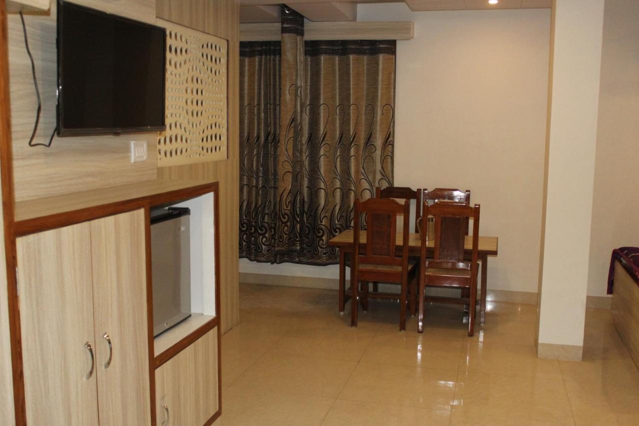 Simla Hotel Jaipur Eksteriør billede