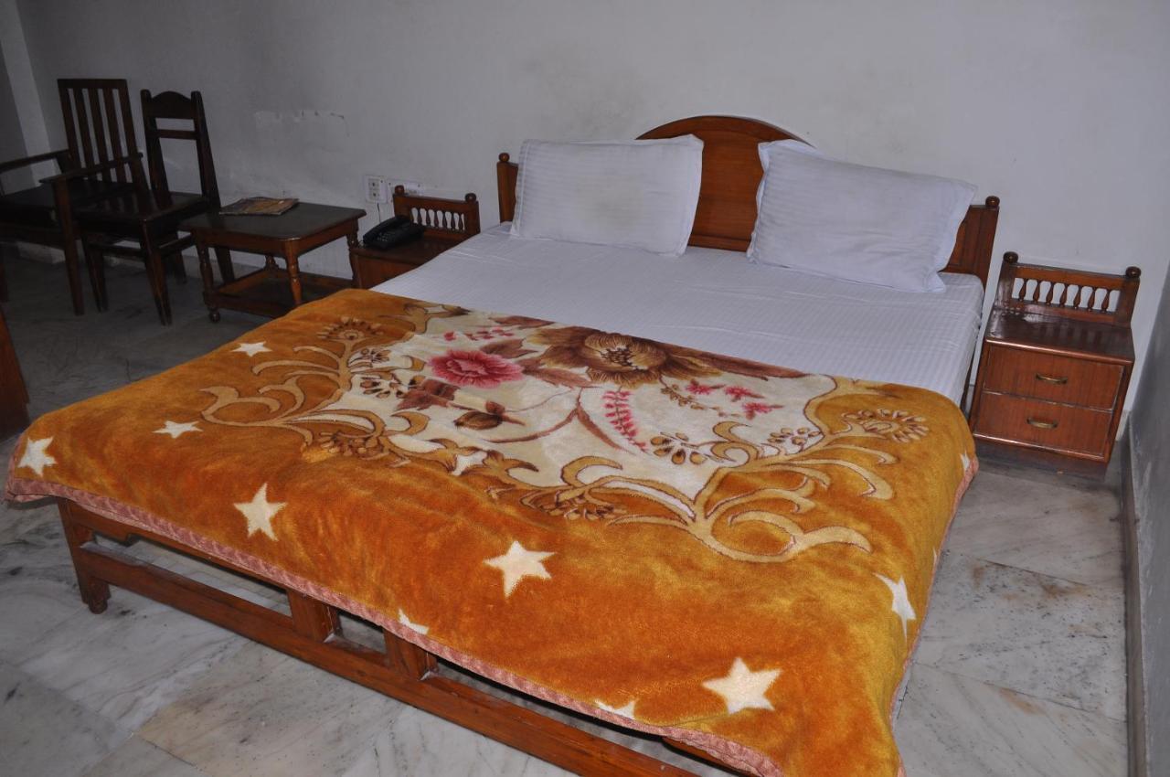 Simla Hotel Jaipur Eksteriør billede