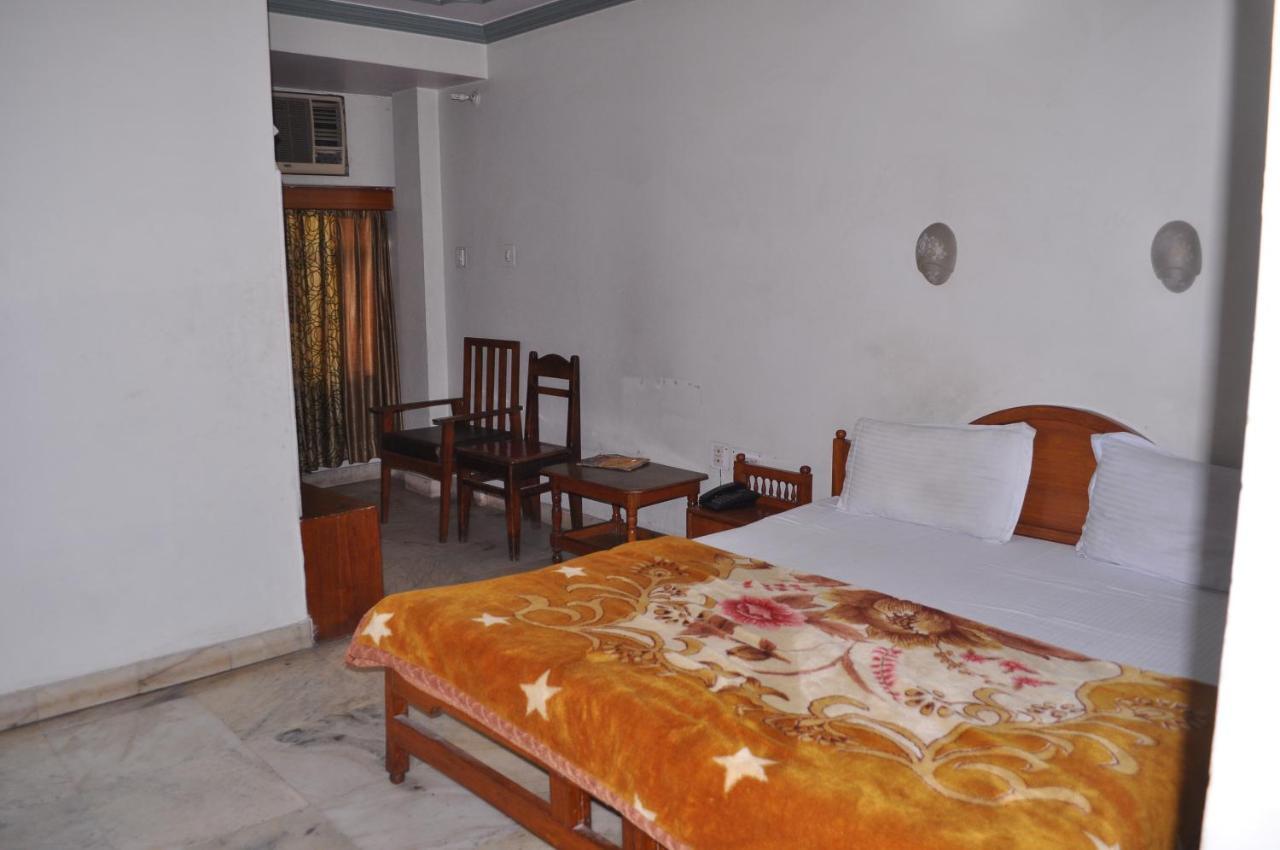 Simla Hotel Jaipur Eksteriør billede